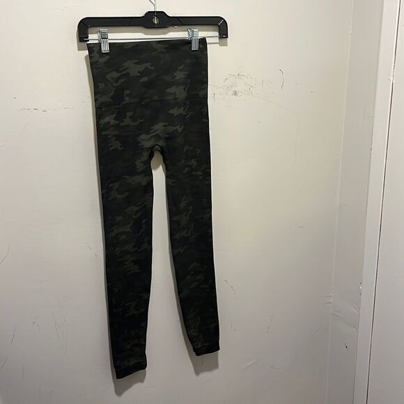 Ladies SPANX LEGGINGS - Picture 1 of 4